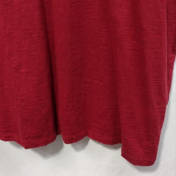 Women's Red Embroidered Top - Picture 4 of 7